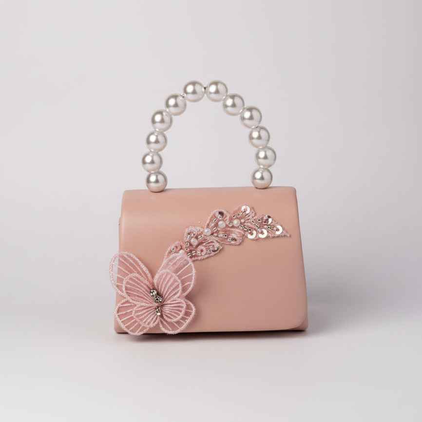 شنطة بناتية