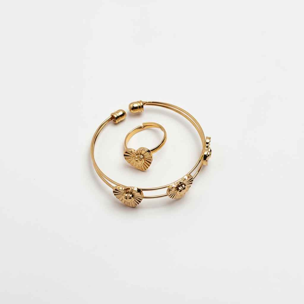 سوارة و خاتم للأطفال ٠-٤ سنوات