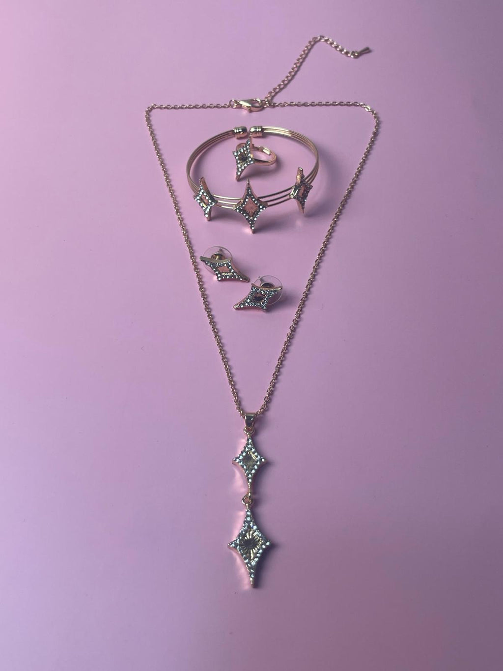 طقم اكسسوار