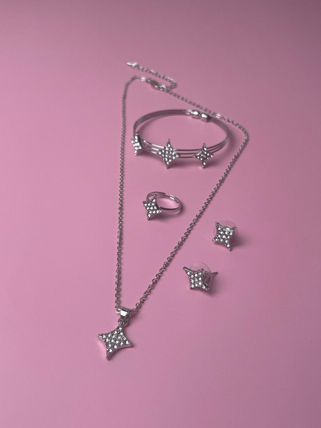 طقم اكسسوار