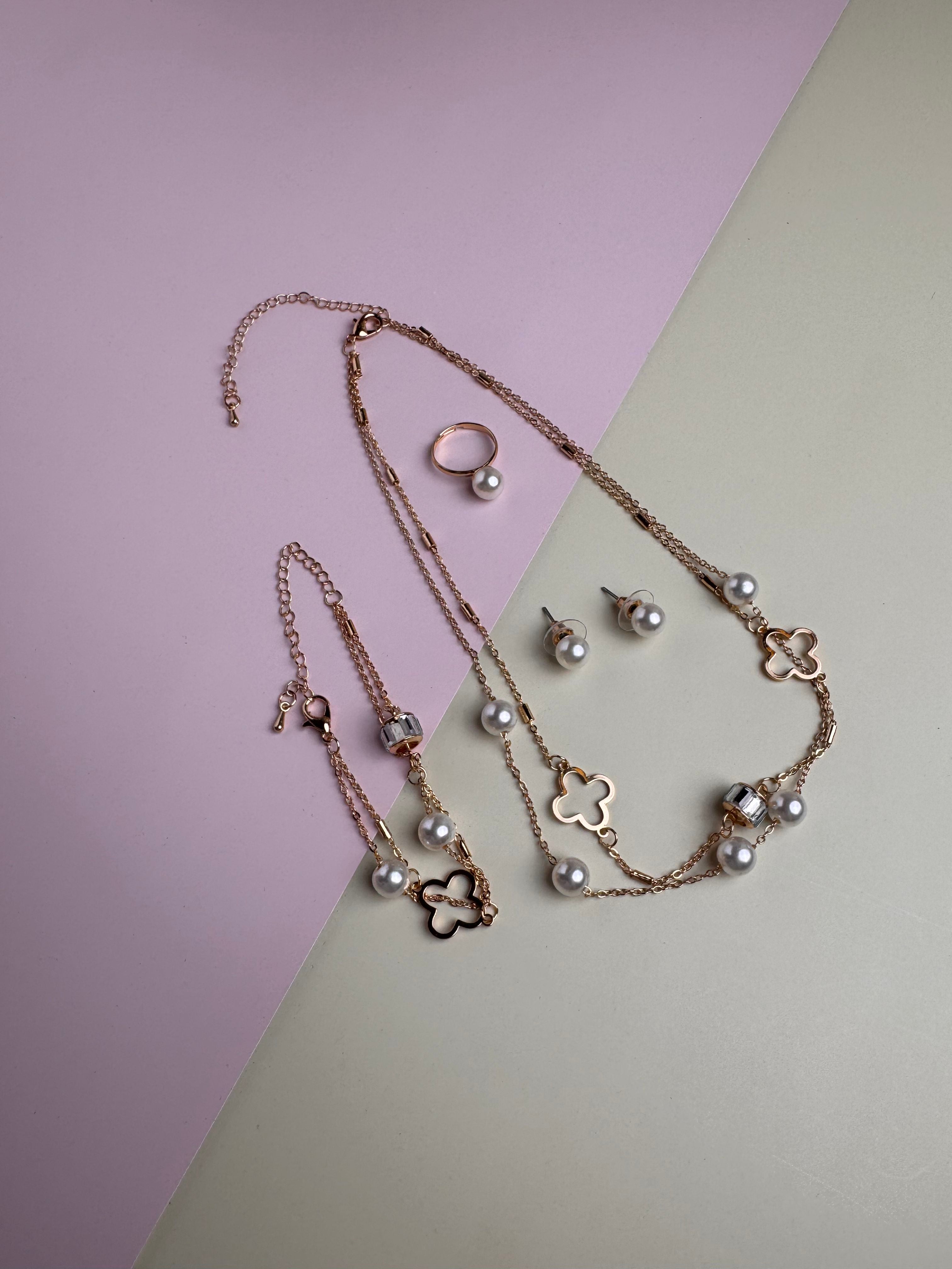 طقم اكسسوار