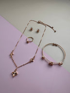 طقم اكسسوار