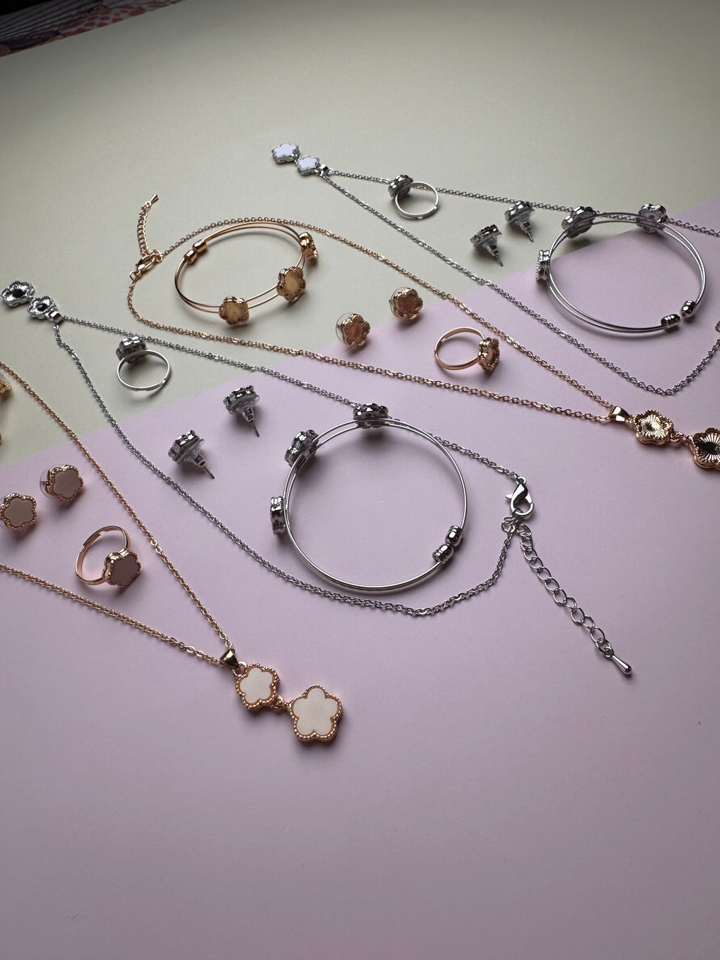 طقم اكسسوار