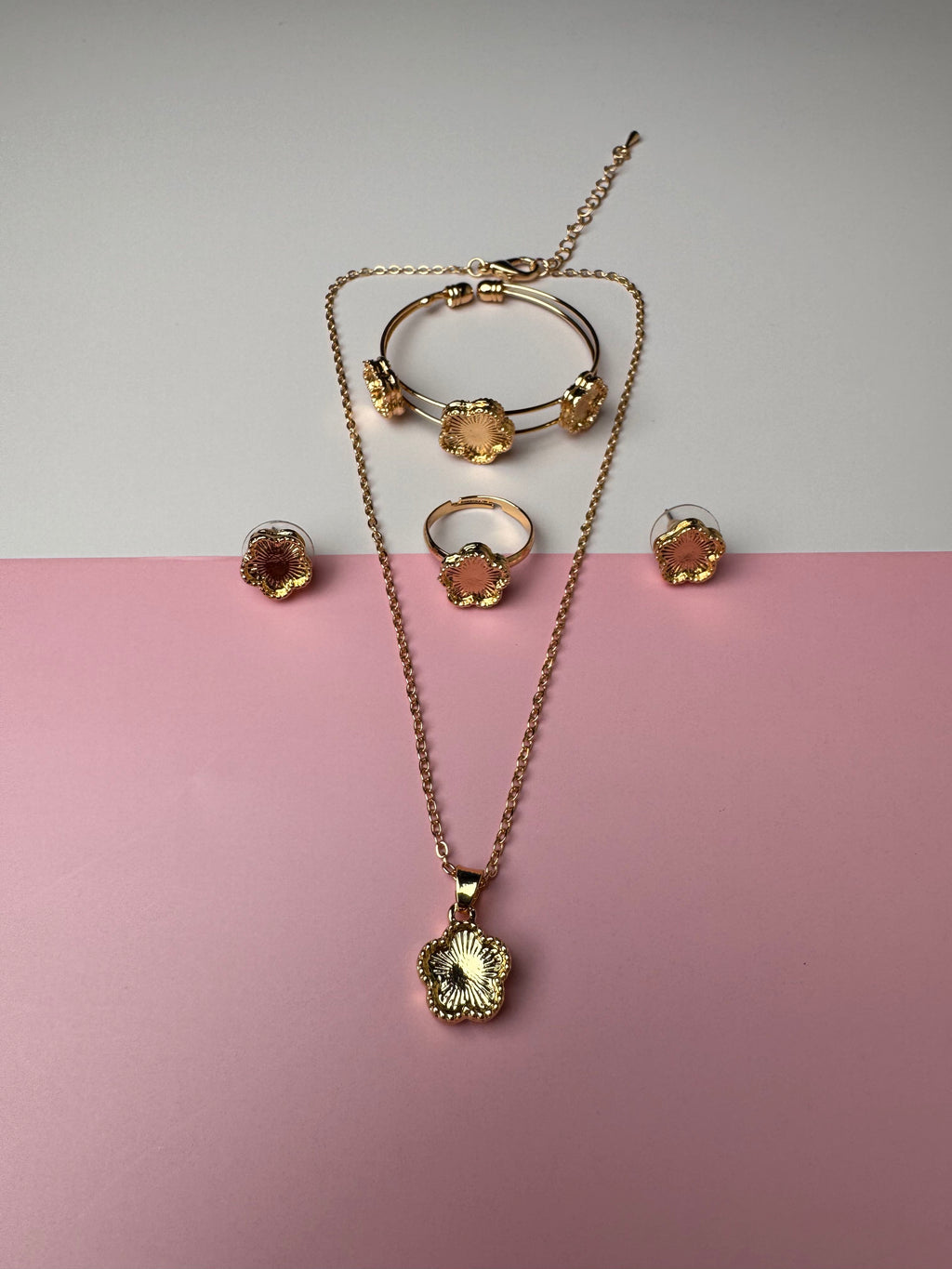 طقم اكسسوار