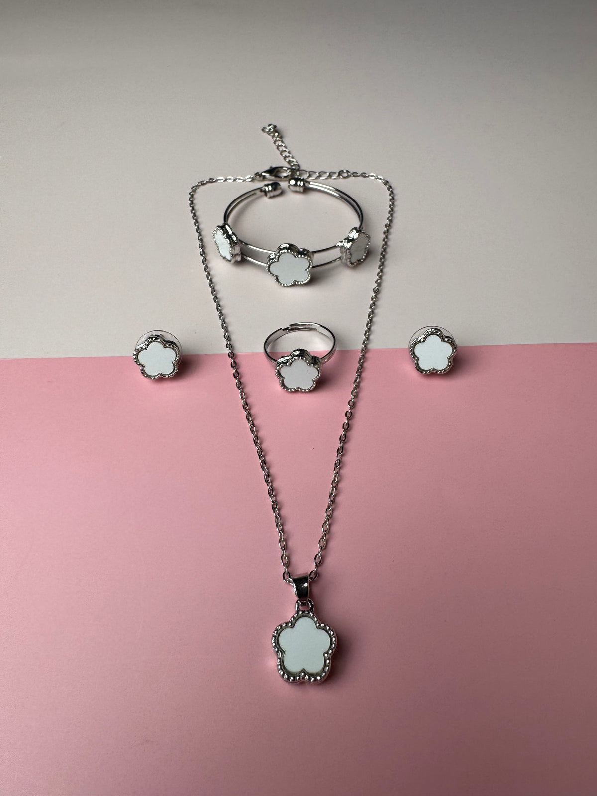 طقم أكسسوارات كامل