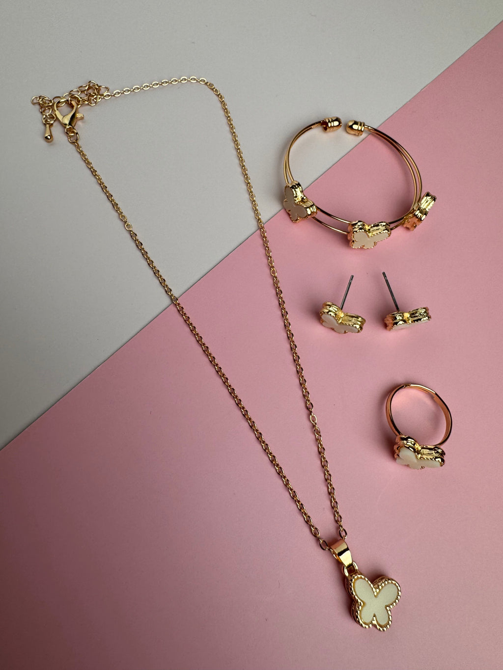 طقم اكسسوار