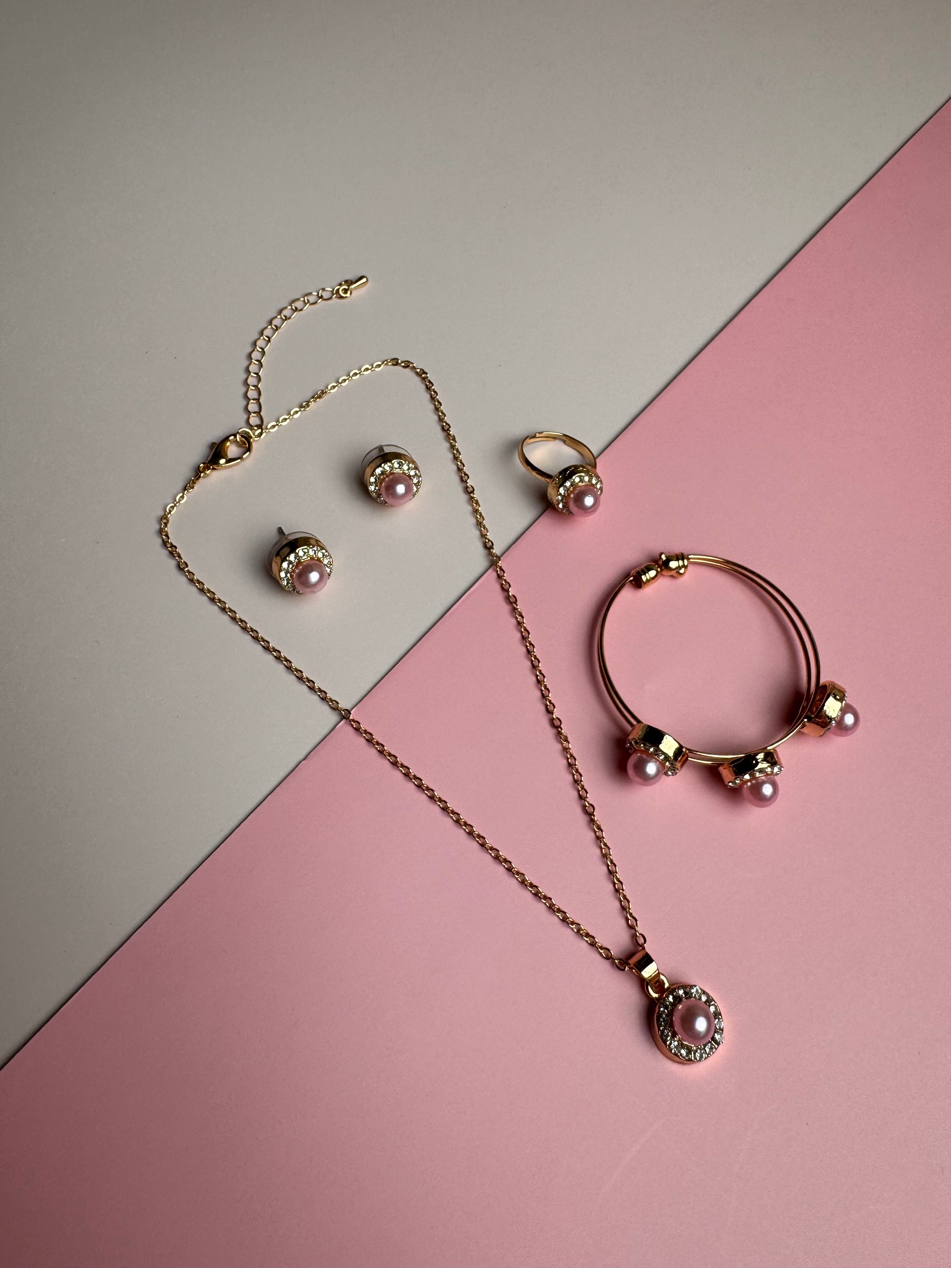 طقم اكسسوار