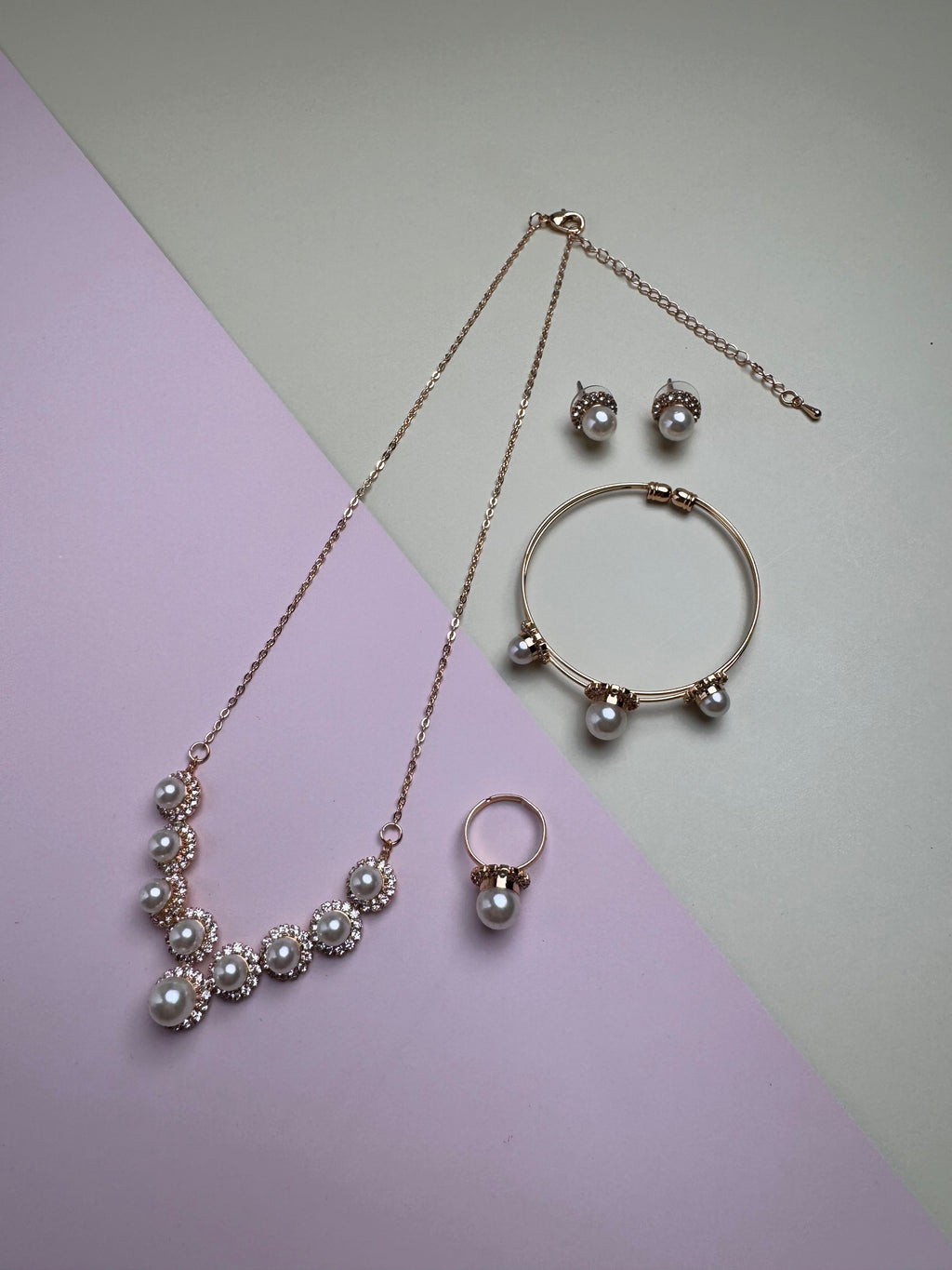 طقم اكسسوار