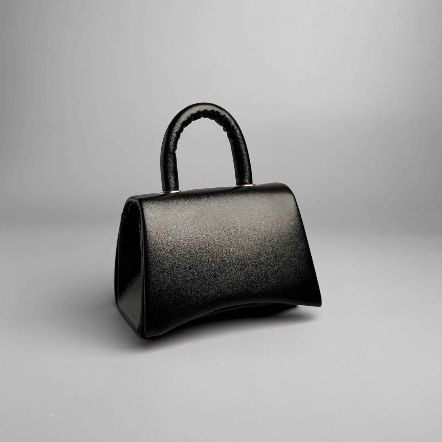 شنطة أطفال - ميني (٠-٤ سنوات)